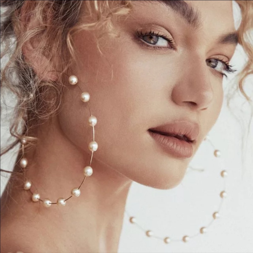Zara Oversized Pearl Hoop Earrings